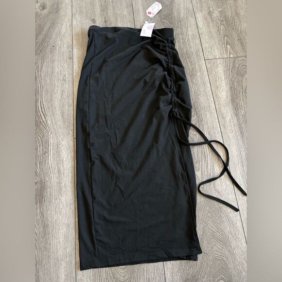 Paotit Black Ruched Midi Skirt - Picture 1 of 6